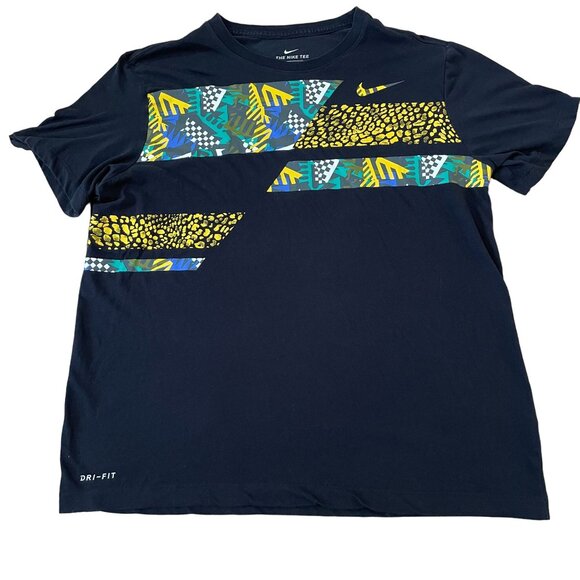 Nike Dri-Fit Graphic T-Shirt Mens Size Large With Vibrant Animal Geometric Print - Picture 1 of 5